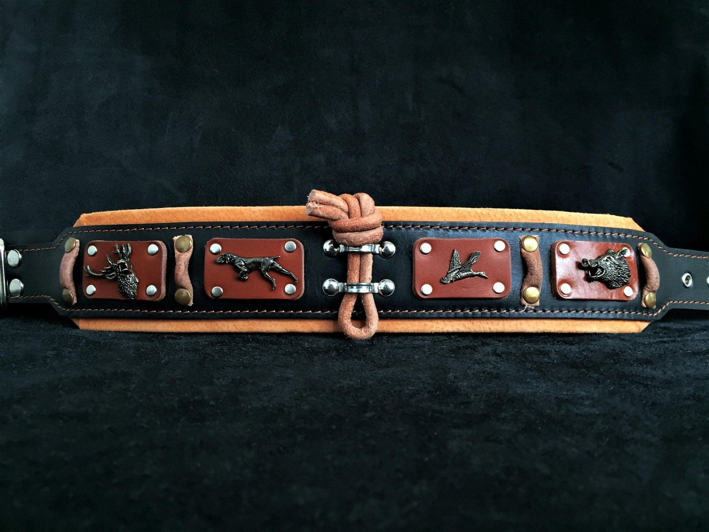The "Hunter" collar Collars
