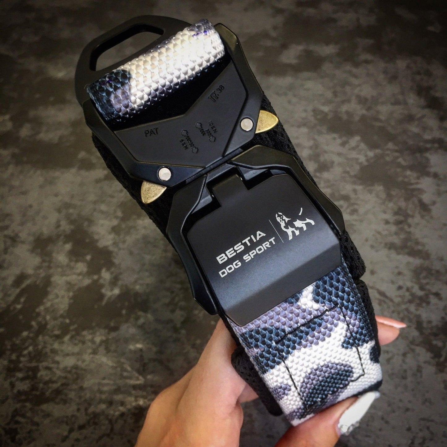 BESTIA DOG SPORT FAST RELEASE COLLAR Training gear