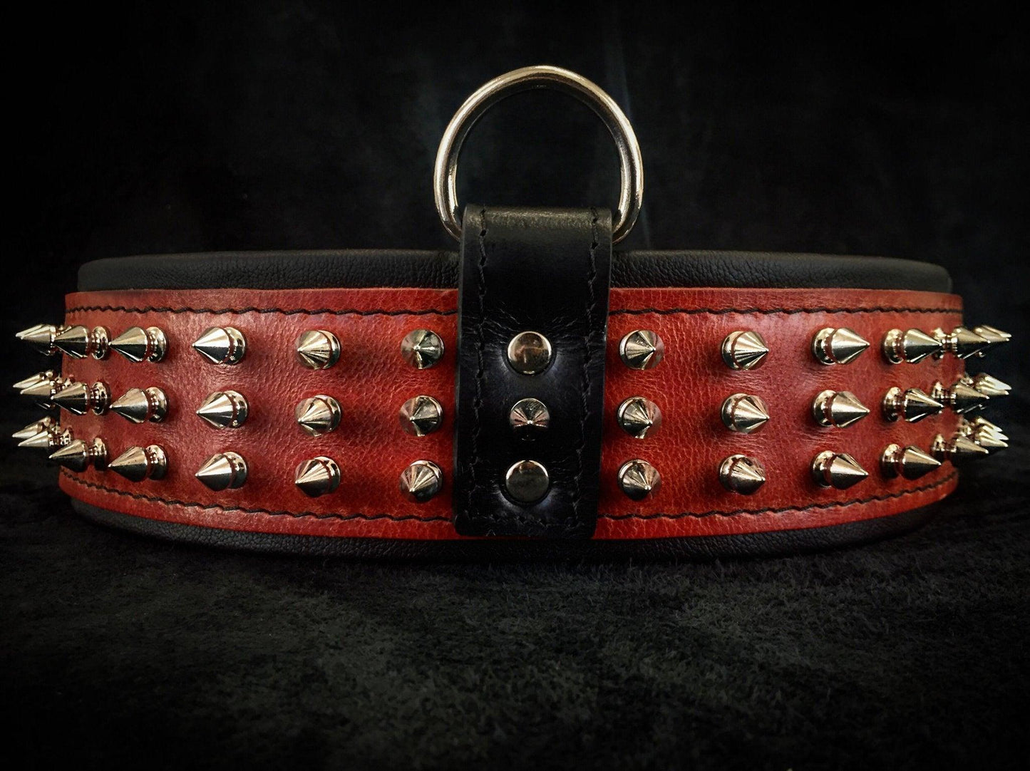 "Silver Giant" collar Red Collars