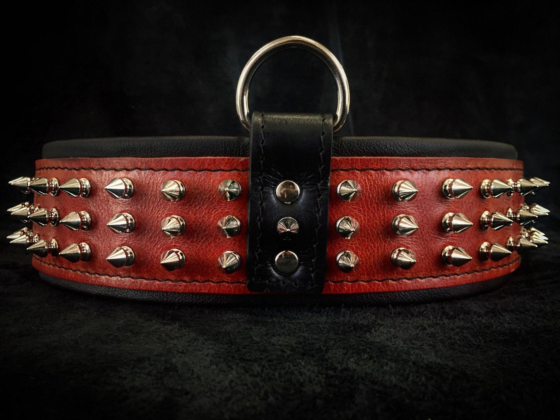 "Silver Giant" collar Red Collars