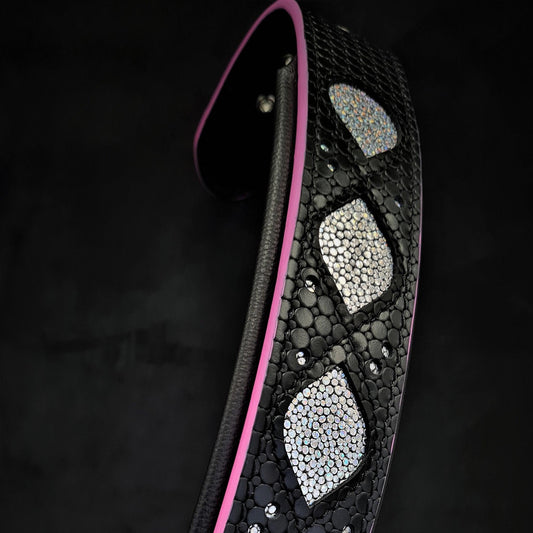 The „Ariel“ collar Collars