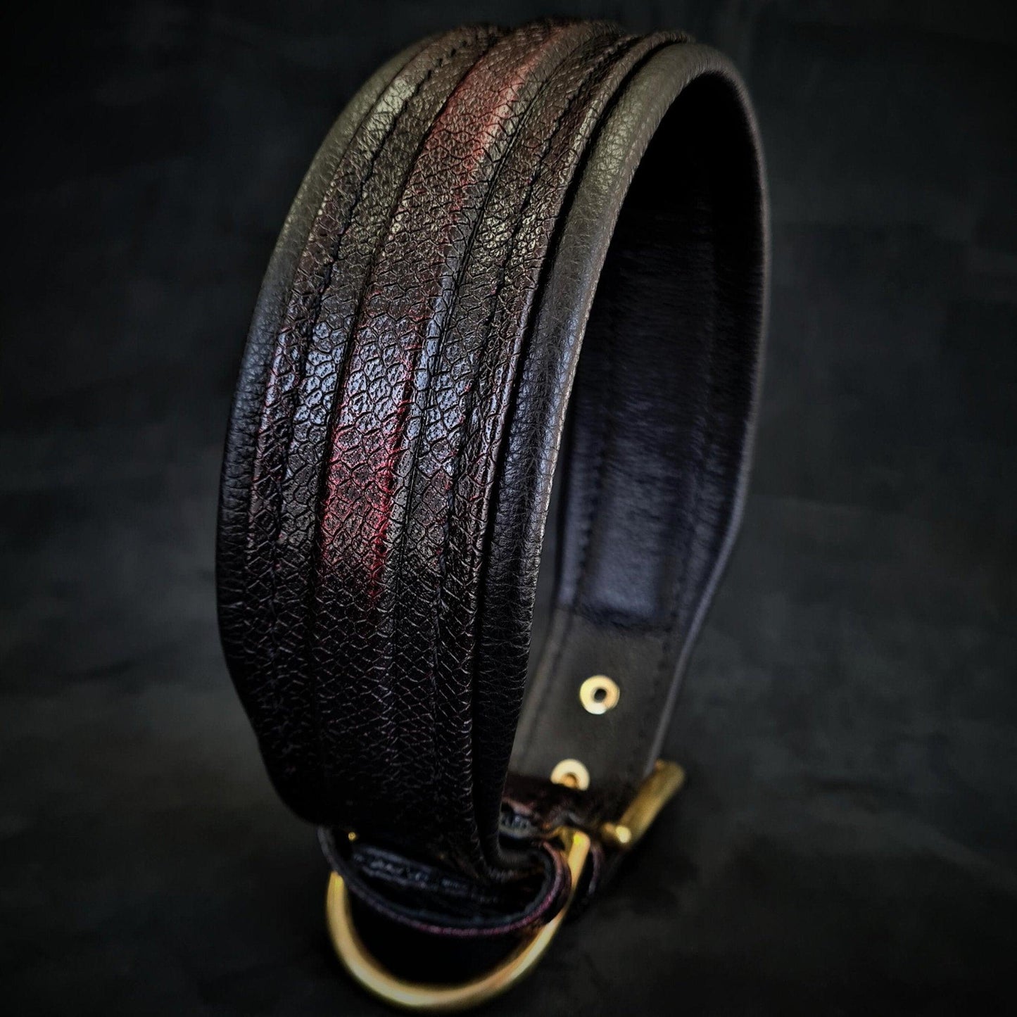 The „Cobra“ collar Collars