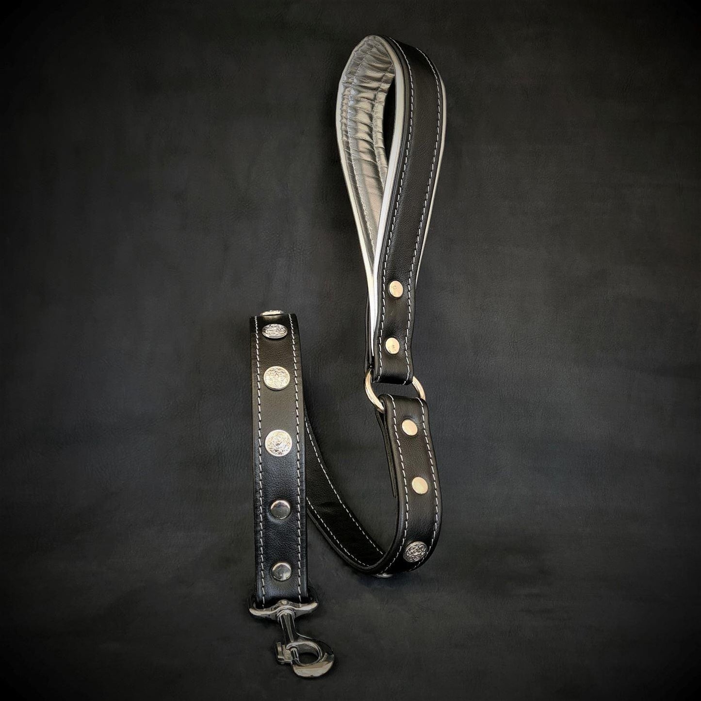 The "Hektor" leash Leads & Head Collars